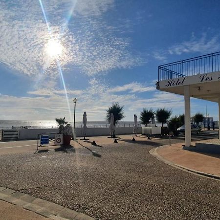 Les Pieds Dans L'Eau - Appartement Vue Mer Шатлайон-Плаж Экстерьер фото