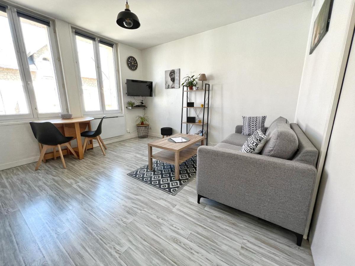Les Pieds Dans L'Eau - Appartement Vue Mer Шатлайон-Плаж Экстерьер фото
